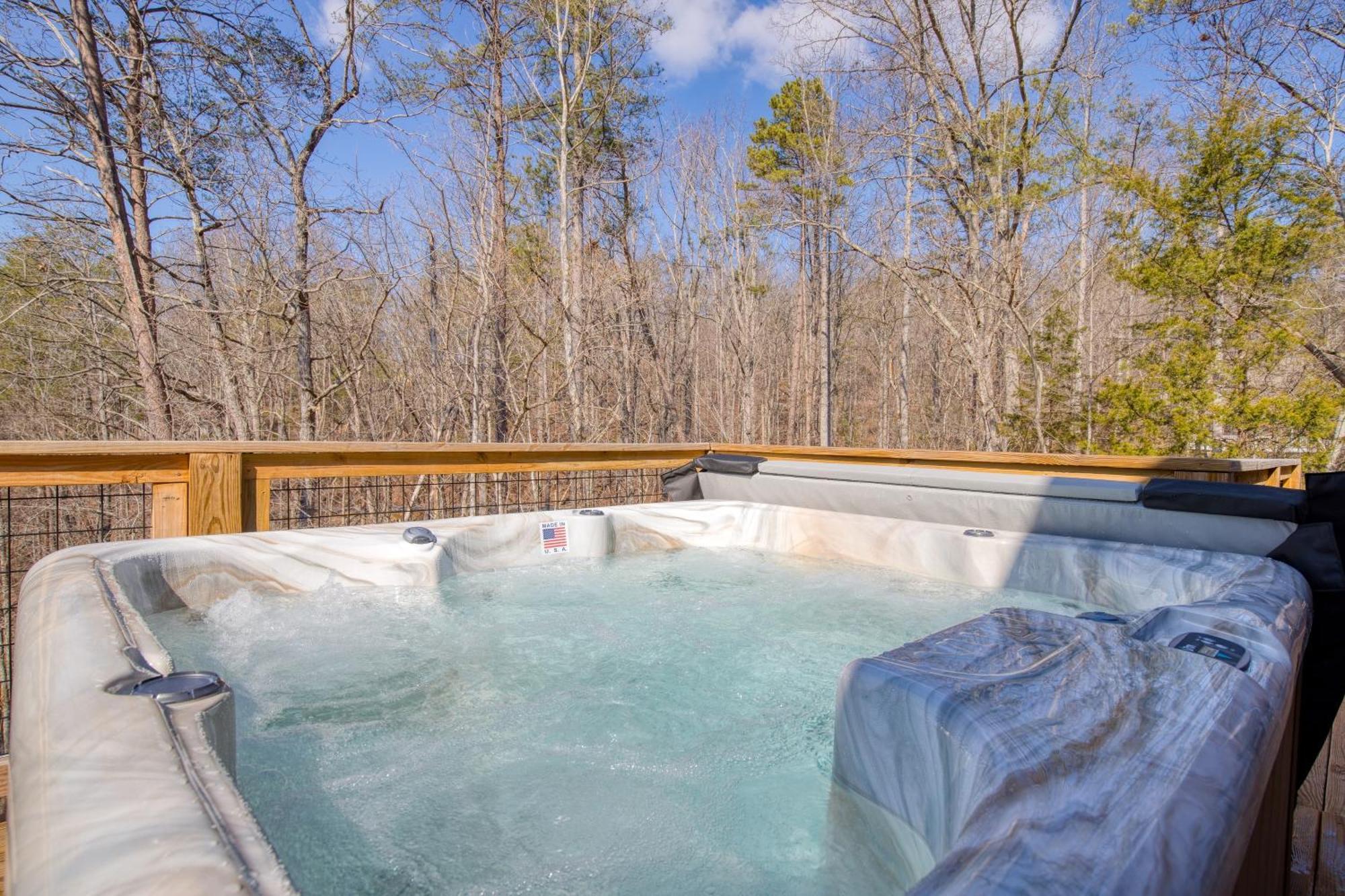 Pink Pines Avantstay Luxury Aesthetic Dream Home Indoor Pool Hot Tub Пиджен Фордж Екстериор снимка